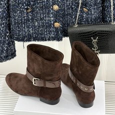 ISABEL MARANT/伊莎贝尔 26WF新品复古皮带扣短靴 秋冬造型点睛宝藏靴款 小众设计不易与人撞款 哑光绒面自 ISABEL MARANT/伊莎贝尔 26WF新品复古皮带扣短靴 秋冬造型点睛宝藏靴款 小众设计不易与人撞款 哑光绒面自