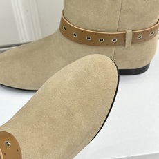 ISABEL MARANT/伊莎贝尔 26WF新品复古皮带扣短靴 秋冬造型点睛宝藏靴款 小众设计不易与人撞款 哑光绒面自 ISABEL MARANT/伊莎贝尔 26WF新品复古皮带扣短靴 秋冬造型点睛宝藏靴款 小众设计不易与人撞款 哑光绒面自