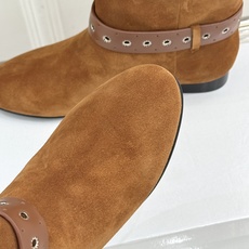 ISABEL MARANT/伊莎贝尔 26WF新品复古皮带扣短靴 秋冬造型点睛宝藏靴款 小众设计不易与人撞款 哑光绒面自 ISABEL MARANT/伊莎贝尔 26WF新品复古皮带扣短靴 秋冬造型点睛宝藏靴款 小众设计不易与人撞款 哑光绒面自