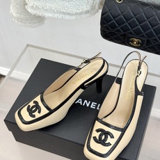 CHANE*|小香26B新品双C 拼色复古方头粗跟高跟鞋 双C徽标尽显精致质感 复古圆头柔化脚型线条 粗跟稳妥好走不累脚 CHANE*|小香26B新品双C 拼色复古方头粗跟高跟鞋 双C徽标尽显精致质感 复古圆头柔化脚型线条 粗跟稳妥好走不累脚