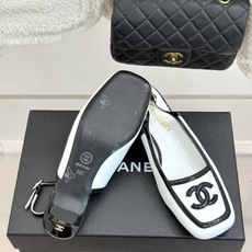 CHANE*|小香26B新品双C 拼色复古方头猫跟单鞋 双C徽标尽显精致质感 复古圆头柔化脚型线条 猫跟稳妥好走不累脚 CHANE*|小香26B新品双C 拼色复古方头猫跟单鞋 双C徽标尽显精致质感 复古圆头柔化脚型线条 猫跟稳妥好走不累脚