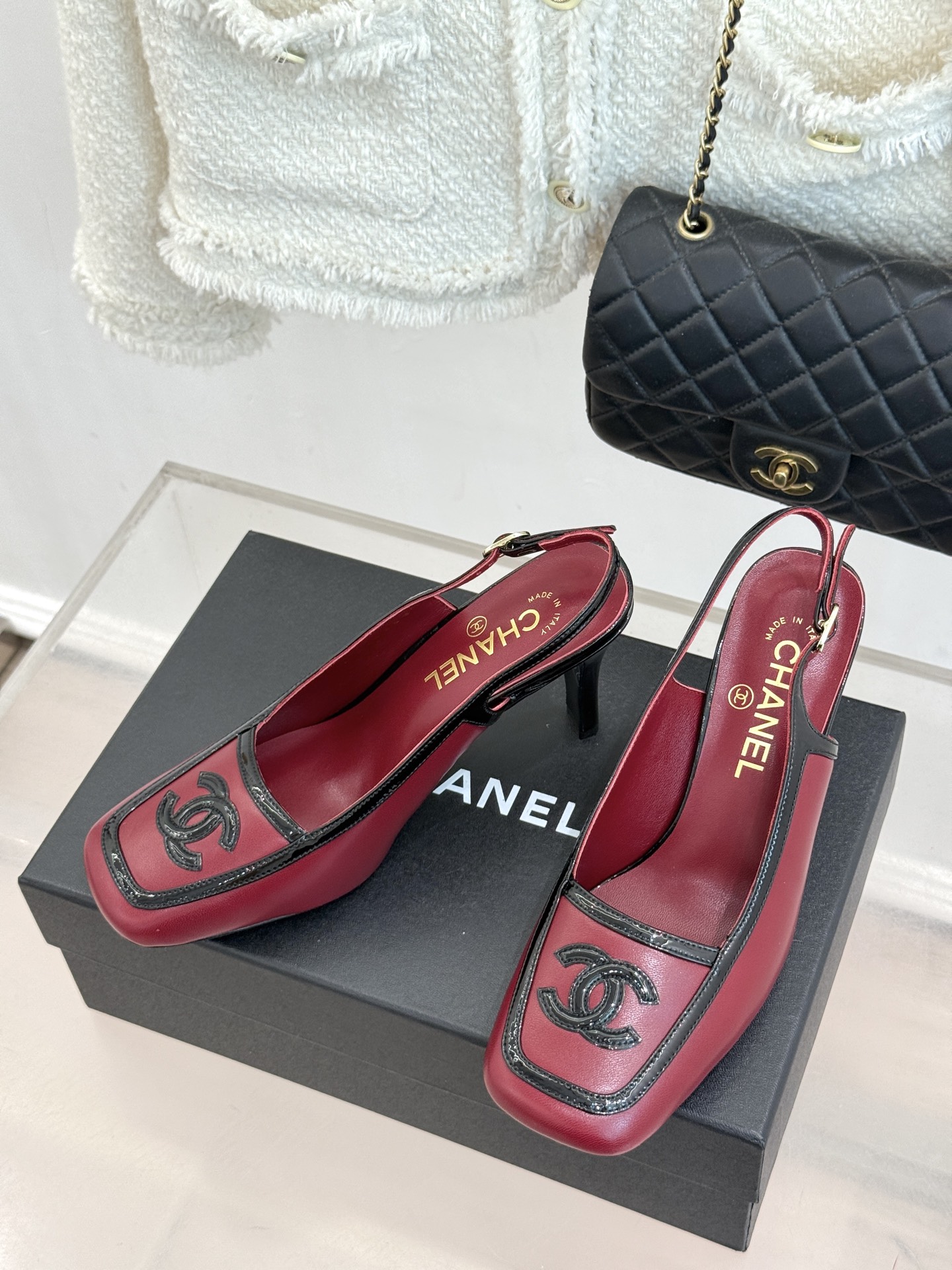 CHANE*|小香26B新品双C 拼色复古方头粗跟高跟鞋 双C徽标尽显精致质感 复古圆头柔化脚型线条 粗跟稳妥好走不累脚 CHANE*|小香26B新品双C 拼色复古方头粗跟高跟鞋 双C徽标尽显精致质感 复古圆头柔化脚型线条 粗跟稳妥好走不累脚