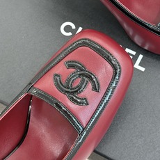 CHANE*|小香26B新品双C 拼色复古方头粗跟高跟鞋 双C徽标尽显精致质感 复古圆头柔化脚型线条 粗跟稳妥好走不累脚 CHANE*|小香26B新品双C 拼色复古方头粗跟高跟鞋 双C徽标尽显精致质感 复古圆头柔化脚型线条 粗跟稳妥好走不累脚