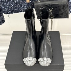 DYMONLATRY 26WF新品 拼色绑带侧拉链平底短靴 拼色撞出冷冽高级感 绑带勾勒利落鞋身线条 侧拉链穿脱超省心 DYMONLATRY 26WF新品 拼色绑带侧拉链平底短靴 拼色撞出冷冽高级感 绑带勾勒利落鞋身线条 侧拉链穿脱超省心