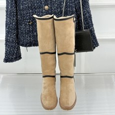 Hermès/爱马仕26WF新品 两穿翻折粗跟雪地靴 翻折两穿解锁双重风格 粗跟稳当久走不累脚 羊羔毛内里锁温超保暖 细 Hermès/爱马仕26WF新品 两穿翻折粗跟雪地靴 翻折两穿解锁双重风格 粗跟稳当久走不累脚 羊羔毛内里锁温超保暖 细