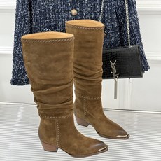 Celine /塞琳经典秋冬复古 金属头西部粗跟堆堆靴长靴 金属鞋头镌刻西部风骨 倾斜粗跟稳当又好走 头层牛皮肌理细腻 Celine /塞琳经典秋冬复古 金属头西部粗跟堆堆靴长靴 金属鞋头镌刻西部风骨 倾斜粗跟稳当又好走 头层牛皮肌理细腻