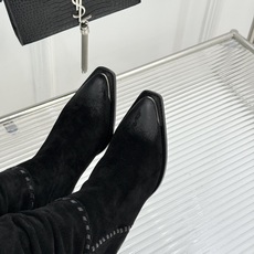 Celine /塞琳经典秋冬复古 金属头西部粗跟堆堆靴长靴 金属鞋头镌刻西部风骨 倾斜粗跟稳当又好走 头层牛皮肌理细腻 Celine /塞琳经典秋冬复古 金属头西部粗跟堆堆靴长靴 金属鞋头镌刻西部风骨 倾斜粗跟稳当又好走 头层牛皮肌理细腻