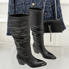 Celine /塞琳经典秋冬复古 金属头西部粗跟堆堆靴长靴 金属鞋头镌刻西部风骨 倾斜粗跟稳当又好走 头层牛皮肌理细腻 Celine /塞琳经典秋冬复古 金属头西部粗跟堆堆靴长靴 金属鞋头镌刻西部风骨 倾斜粗跟稳当又好走 头层牛皮肌理细腻