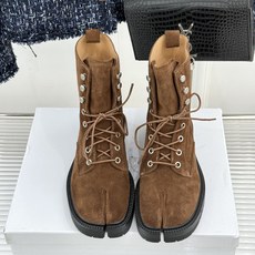 男码+30 MaisonMargiela|MM6马吉拉 分趾系带厚底情侣款马丁靴短靴 马吉拉标志性tabi分趾 厚底悄悄 男码+30 MaisonMargiela|MM6马吉拉 分趾系带厚底情侣款马丁靴短靴 马吉拉标志性tabi分趾 厚底悄悄