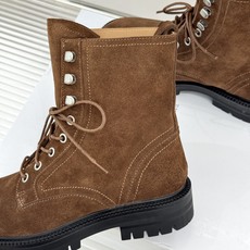 男码+30 MaisonMargiela|MM6马吉拉 分趾系带厚底情侣款马丁靴短靴 马吉拉标志性tabi分趾 厚底悄悄 男码+30 MaisonMargiela|MM6马吉拉 分趾系带厚底情侣款马丁靴短靴 马吉拉标志性tabi分趾 厚底悄悄