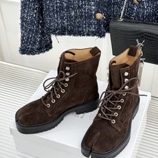 男码+30 MaisonMargiela|MM6马吉拉 分趾系带厚底情侣款马丁靴短靴 马吉拉标志性tabi分趾 厚底悄悄 男码+30 MaisonMargiela|MM6马吉拉 分趾系带厚底情侣款马丁靴短靴 马吉拉标志性tabi分趾 厚底悄悄