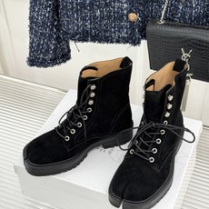 男码+30 MaisonMargiela|MM6马吉拉 分趾系带厚底情侣款马丁靴短靴 马吉拉标志性tabi分趾 厚底悄悄 男码+30 MaisonMargiela|MM6马吉拉 分趾系带厚底情侣款马丁靴短靴 马吉拉标志性tabi分趾 厚底悄悄