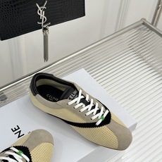 Celine/赛琳26WF新品复古 德训鞋运动鞋 一眼万年的 谁穿谁爱 简直是时尚界的天花板 简约设计搭配高级配色 经典 Celine/赛琳26WF新品复古 德训鞋运动鞋 一眼万年的 谁穿谁爱 简直是时尚界的天花板 简约设计搭配高级配色 经典