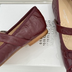 顶版 MaisonMargiela|MM6马吉拉 复古蝴蝶结分趾玛丽珍鞋 蝴蝶结柔化分趾先锋感 经典Tabi辨识度拉满 顶版 MaisonMargiela|MM6马吉拉 复古蝴蝶结分趾玛丽珍鞋 蝴蝶结柔化分趾先锋感 经典Tabi辨识度拉满