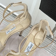 Jimmy Choo/吉米周经典水钻 渐变色露趾鱼嘴高跟凉鞋婚鞋 这款鞋真是婚鞋天花板 水钻渐变超闪耀 鱼嘴露趾衬脚纤细 Jimmy Choo/吉米周经典水钻 渐变色露趾鱼嘴高跟凉鞋婚鞋 这款鞋真是婚鞋天花板 水钻渐变超闪耀 鱼嘴露趾衬脚纤细