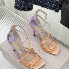 Jimmy Choo/吉米周经典水钻 渐变色露趾鱼嘴高跟凉鞋婚鞋 这款鞋真是婚鞋天花板 水钻渐变超闪耀 鱼嘴露趾衬脚纤细 Jimmy Choo/吉米周经典水钻 渐变色露趾鱼嘴高跟凉鞋婚鞋 这款鞋真是婚鞋天花板 水钻渐变超闪耀 鱼嘴露趾衬脚纤细