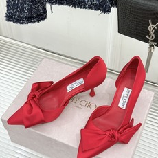 Jimmy Choo/吉米周26WF新品 尖头蝴蝶结侧空高跟凉鞋 缎面蝴蝶结柔润有光泽 侧空设计显脚纤瘦 细跟稳当显腿长 Jimmy Choo/吉米周26WF新品 尖头蝴蝶结侧空高跟凉鞋 缎面蝴蝶结柔润有光泽 侧空设计显脚纤瘦 细跟稳当显腿长