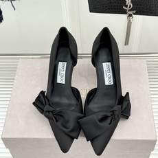 Jimmy Choo/吉米周26WF新品 尖头蝴蝶结侧空高跟凉鞋 缎面蝴蝶结柔润有光泽 侧空设计显脚纤瘦 细跟稳当显腿长 Jimmy Choo/吉米周26WF新品 尖头蝴蝶结侧空高跟凉鞋 缎面蝴蝶结柔润有光泽 侧空设计显脚纤瘦 细跟稳当显腿长