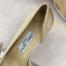 Jimmy Choo/吉米周26WF新品 尖头蝴蝶结侧空高跟凉鞋 缎面蝴蝶结柔润有光泽 侧空设计显脚纤瘦 细跟稳当显腿长 Jimmy Choo/吉米周26WF新品 尖头蝴蝶结侧空高跟凉鞋 缎面蝴蝶结柔润有光泽 侧空设计显脚纤瘦 细跟稳当显腿长