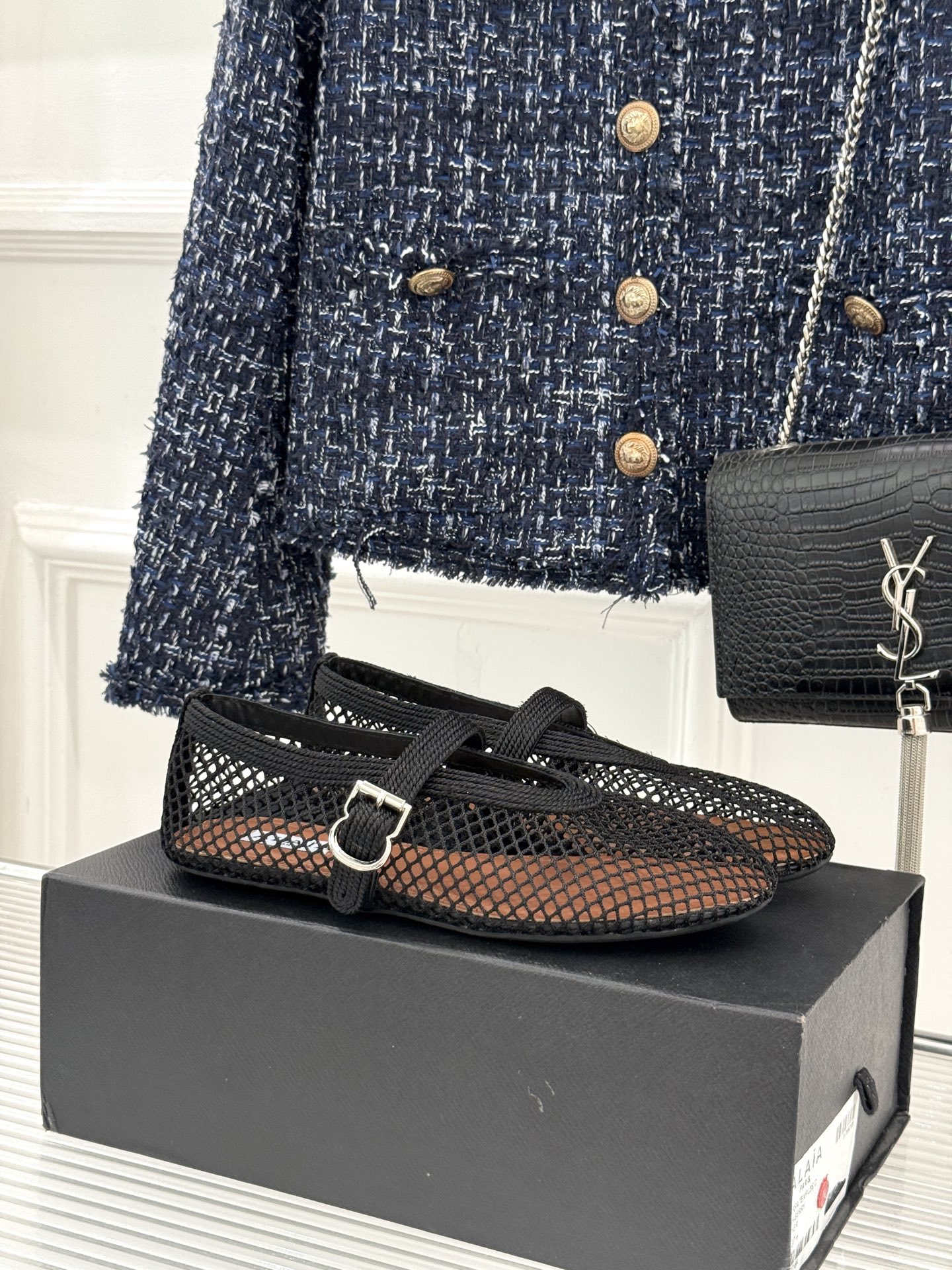 原版盒＋10 ALAÏA /阿莱雅 26WF新品 镂空网面平底玛丽珍鞋 网面镂空平底玛丽珍鞋 精致网格通透又轻盈 绒面锁