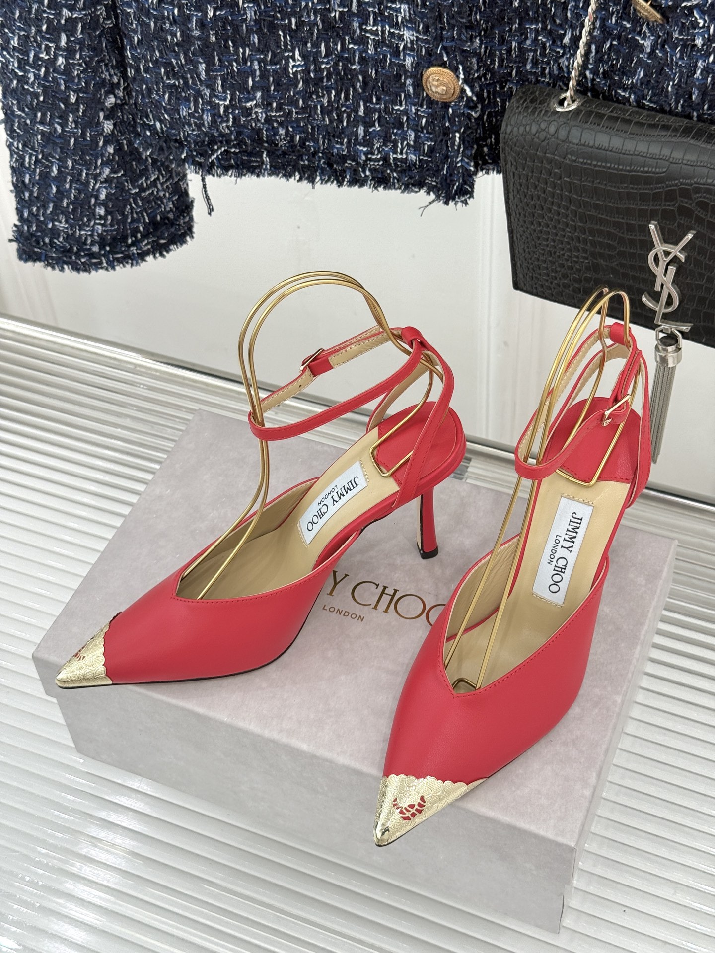 Jimmy Choo/吉米周26WF新品 皮面金属头高跟凉鞋 金属鞋头气场全开 亮面牛皮质感细腻高级 细高跟悄悄拉长比例