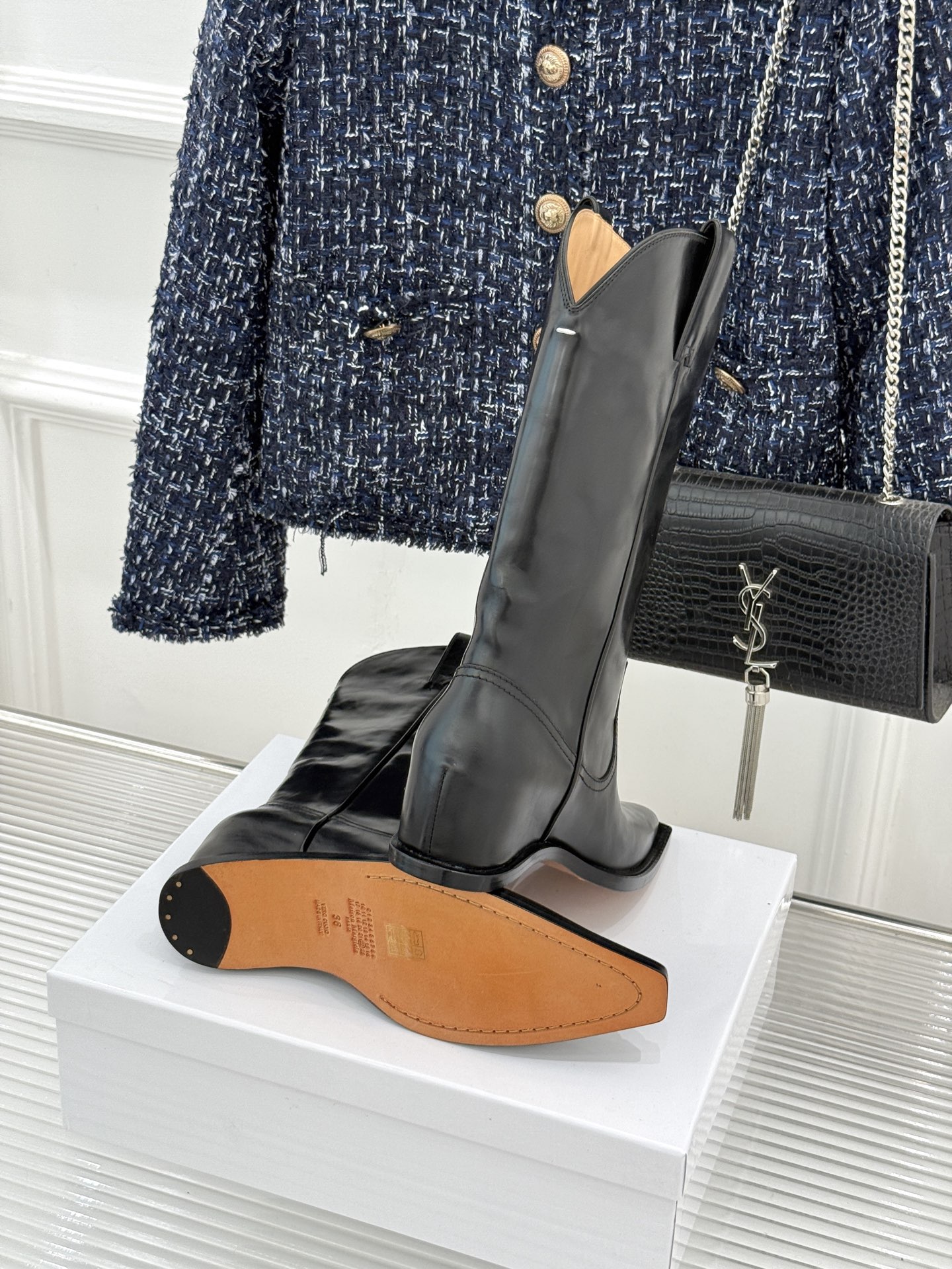 MaisonMargiela｜MM6马吉拉 复古内增高西部牛仔靴中筒靴 复古坡跟松弛感拉满 中筒剪裁利落超显腿直 内增高
