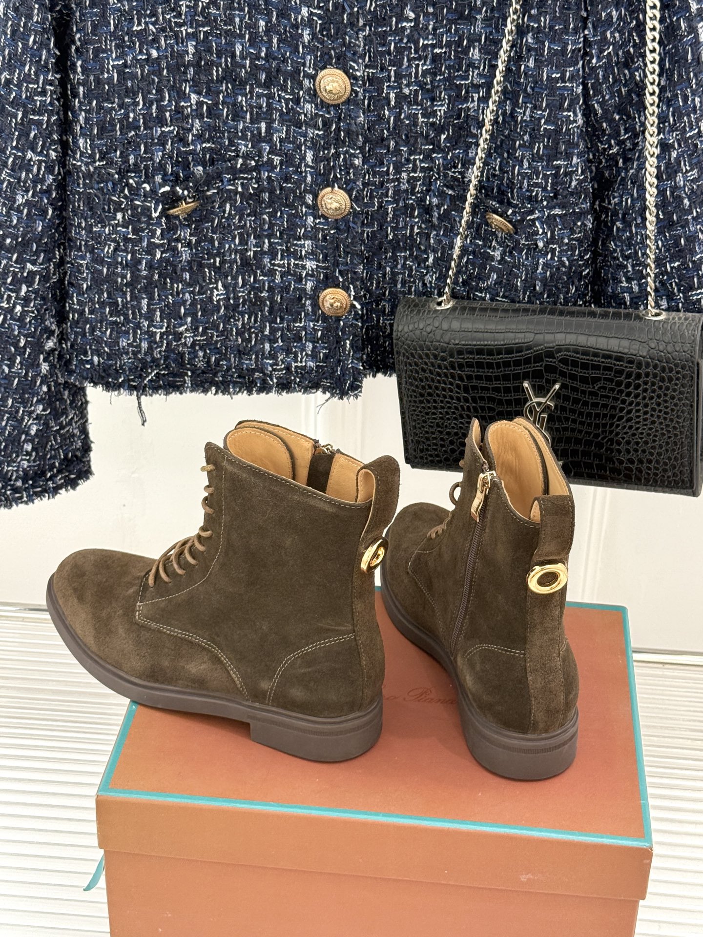 Loro Piana/lp🌾26WF秋冬新品复古 极简系带侧拉链马丁靴短靴 极简复古老钱格调拉满 系带侧拉链穿脱超省心 