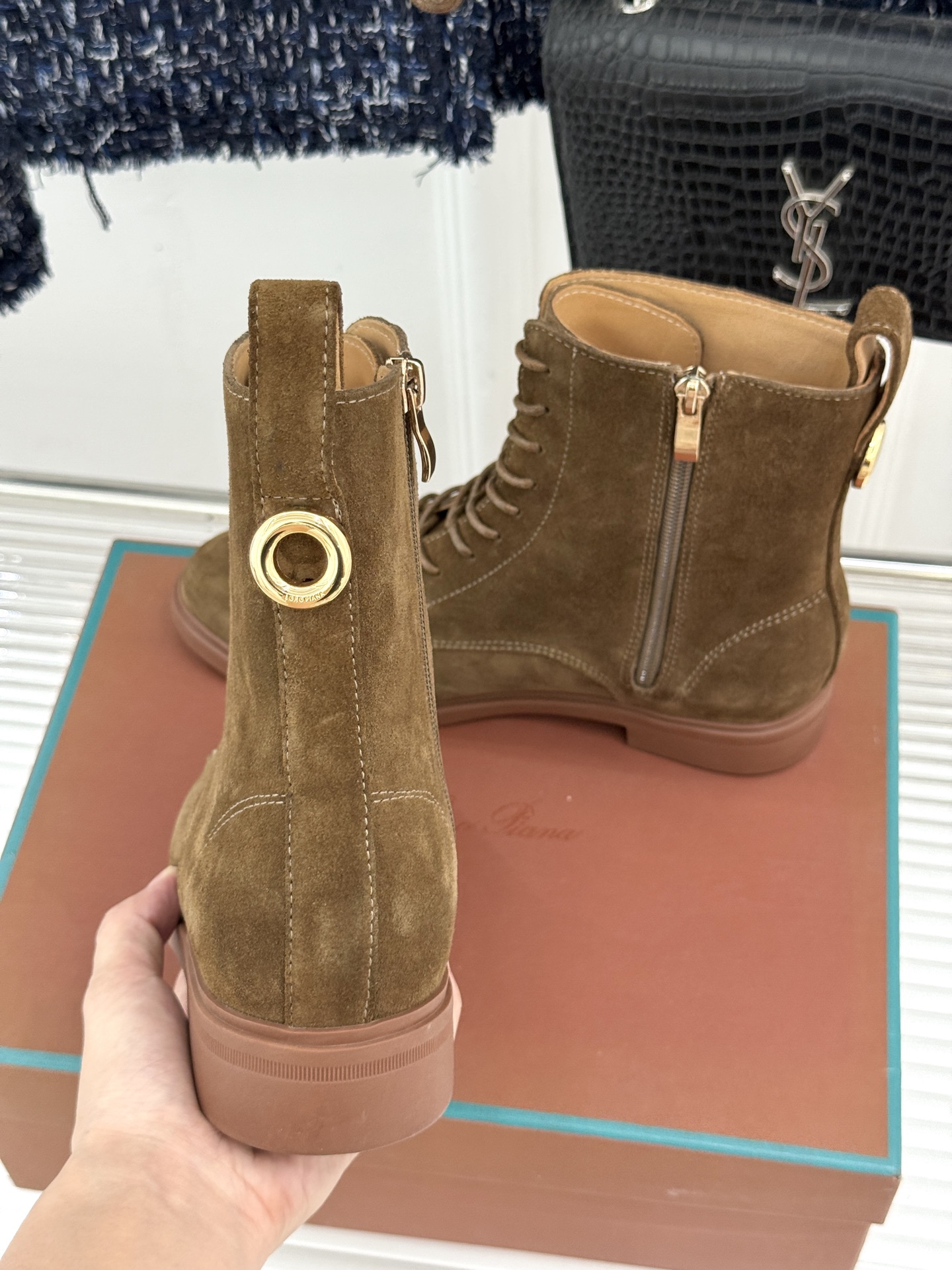 Loro Piana/lp🌾26WF秋冬新品复古 极简系带侧拉链马丁靴短靴 极简复古老钱格调拉满 系带侧拉链穿脱超省心 