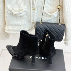 CHANE*|小香26B新品双C 尖头网纱拼接高跟短靴 尖头刺绣双C经典标识 通透网纱自带朦胧氛围感 细腻牛皮质感高级 CHANE*|小香26B新品双C 尖头网纱拼接高跟短靴 尖头刺绣双C经典标识 通透网纱自带朦胧氛围感 细腻牛皮质感高级