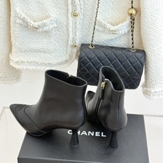 CHANE*|小香26B新品双C 尖头网纱拼接高跟短靴 尖头刺绣双C经典标识 通透网纱自带朦胧氛围感 细腻牛皮质感高级 CHANE*|小香26B新品双C 尖头网纱拼接高跟短靴 尖头刺绣双C经典标识 通透网纱自带朦胧氛围感 细腻牛皮质感高级