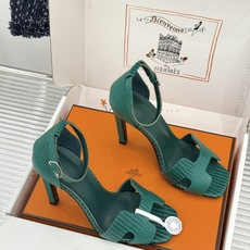 (配原版飞机盒) Hermès/爱马仕经典H型 细跟高跟凉鞋 极简奢韵 勾勒优雅身姿 标志性H型镂空鞋面 凝练品牌经典设 (配原版飞机盒) Hermès/爱马仕经典H型 细跟高跟凉鞋 极简奢韵 勾勒优雅身姿 标志性H型镂空鞋面 凝练品牌经典设