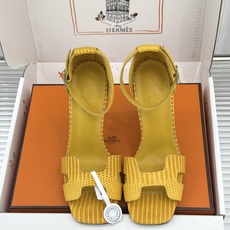 (配原版飞机盒) Hermès/爱马仕经典H型 细跟高跟凉鞋 极简奢韵 勾勒优雅身姿 标志性H型镂空鞋面 凝练品牌经典设 (配原版飞机盒) Hermès/爱马仕经典H型 细跟高跟凉鞋 极简奢韵 勾勒优雅身姿 标志性H型镂空鞋面 凝练品牌经典设
