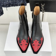 MaisonMargiela|MM6马吉拉 复古内增高电绣尖头短靴 隐形内增高悄拔身形比例 复古电绣藏解构巧思 做旧牛皮 MaisonMargiela|MM6马吉拉 复古内增高电绣尖头短靴 隐形内增高悄拔身形比例 复古电绣藏解构巧思 做旧牛皮