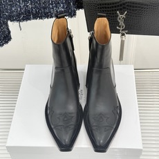 MaisonMargiela|MM6马吉拉 复古内增高电绣尖头短靴 隐形内增高悄拔身形比例 复古电绣藏解构巧思 做旧牛皮 MaisonMargiela|MM6马吉拉 复古内增高电绣尖头短靴 隐形内增高悄拔身形比例 复古电绣藏解构巧思 做旧牛皮
