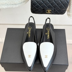 CHANE*|小香26B新品双C 拼色尖头平底凉鞋单鞋 撞色鞋头勾勒复古意趣 鞋头压印经典双C标识 羊皮质感温润又细腻 CHANE*|小香26B新品双C 拼色尖头平底凉鞋单鞋 撞色鞋头勾勒复古意趣 鞋头压印经典双C标识 羊皮质感温润又细腻
