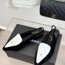 CHANE*|小香26B新品双C 拼色尖头平底凉鞋单鞋 撞色鞋头勾勒复古意趣 鞋头压印经典双C标识 羊皮质感温润又细腻 CHANE*|小香26B新品双C 拼色尖头平底凉鞋单鞋 撞色鞋头勾勒复古意趣 鞋头压印经典双C标识 羊皮质感温润又细腻