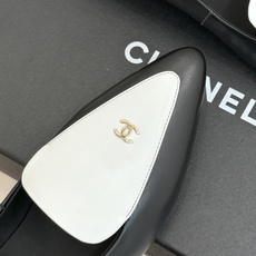 CHANE*|小香26B新品双C 拼色尖头平底凉鞋单鞋 撞色鞋头勾勒复古意趣 鞋头压印经典双C标识 羊皮质感温润又细腻 CHANE*|小香26B新品双C 拼色尖头平底凉鞋单鞋 撞色鞋头勾勒复古意趣 鞋头压印经典双C标识 羊皮质感温润又细腻