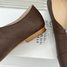 MaisonMargiela|MM6马吉拉 复古分趾玛丽珍鞋 谁懂马吉拉这双的魅力 复古分趾玛丽珍鞋型 招牌分趾灵魂设计 MaisonMargiela|MM6马吉拉 复古分趾玛丽珍鞋 谁懂马吉拉这双的魅力 复古分趾玛丽珍鞋型 招牌分趾灵魂设计