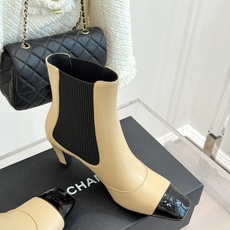 CHANE*|小香26B新品极简 方头拼色切尔西高跟短靴 香奈儿26B新靴封神 重构经典切尔西型 极简方头利落显质感 上 CHANE*|小香26B新品极简 方头拼色切尔西高跟短靴 香奈儿26B新靴封神 重构经典切尔西型 极简方头利落显质感 上