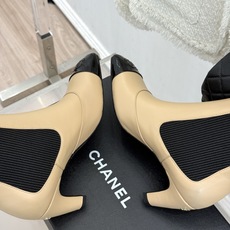 CHANE*|小香26B新品极简 方头拼色切尔西高跟短靴 香奈儿26B新靴封神 重构经典切尔西型 极简方头利落显质感 上 CHANE*|小香26B新品极简 方头拼色切尔西高跟短靴 香奈儿26B新靴封神 重构经典切尔西型 极简方头利落显质感 上