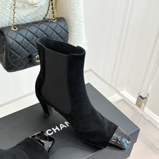 CHANE*|小香26B新品极简 方头拼色切尔西高跟短靴 香奈儿26B新靴封神 重构经典切尔西型 极简方头利落显质感 上 CHANE*|小香26B新品极简 方头拼色切尔西高跟短靴 香奈儿26B新靴封神 重构经典切尔西型 极简方头利落显质感 上