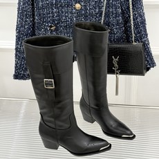 Celine /塞琳经典秋冬复古 金属头西部粗跟短靴 秋冬复古酷飒风天花板 亮面金属辨识度拉满 西部缝线复刻复古质感 粗 Celine /塞琳经典秋冬复古 金属头西部粗跟短靴 秋冬复古酷飒风天花板 亮面金属辨识度拉满 西部缝线复刻复古质感 粗