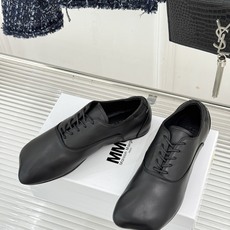 MaisonMargiela|MM6马吉拉 苹果头平底系带芭蕾舞小皮鞋 鞋柜必备宝藏单鞋 系带小羊皮质感超绝 圆头软乎乎 MaisonMargiela|MM6马吉拉 苹果头平底系带芭蕾舞小皮鞋 鞋柜必备宝藏单鞋 系带小羊皮质感超绝 圆头软乎乎