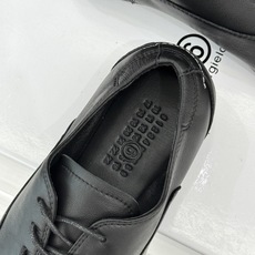 MaisonMargiela|MM6马吉拉 苹果头平底系带芭蕾舞小皮鞋 鞋柜必备宝藏单鞋 系带小羊皮质感超绝 圆头软乎乎 MaisonMargiela|MM6马吉拉 苹果头平底系带芭蕾舞小皮鞋 鞋柜必备宝藏单鞋 系带小羊皮质感超绝 圆头软乎乎