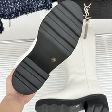 L*V驴家26WF新品厚底 侧拉链短靴长靴 侧拉链设计穿脱超顺手 厚底悄悄拔高比例 牛皮肌理自带酷飒质感 经典五金饰扣点 L*V驴家26WF新品厚底 侧拉链短靴长靴 侧拉链设计穿脱超顺手 厚底悄悄拔高比例 牛皮肌理自带酷飒质感 经典五金饰扣点