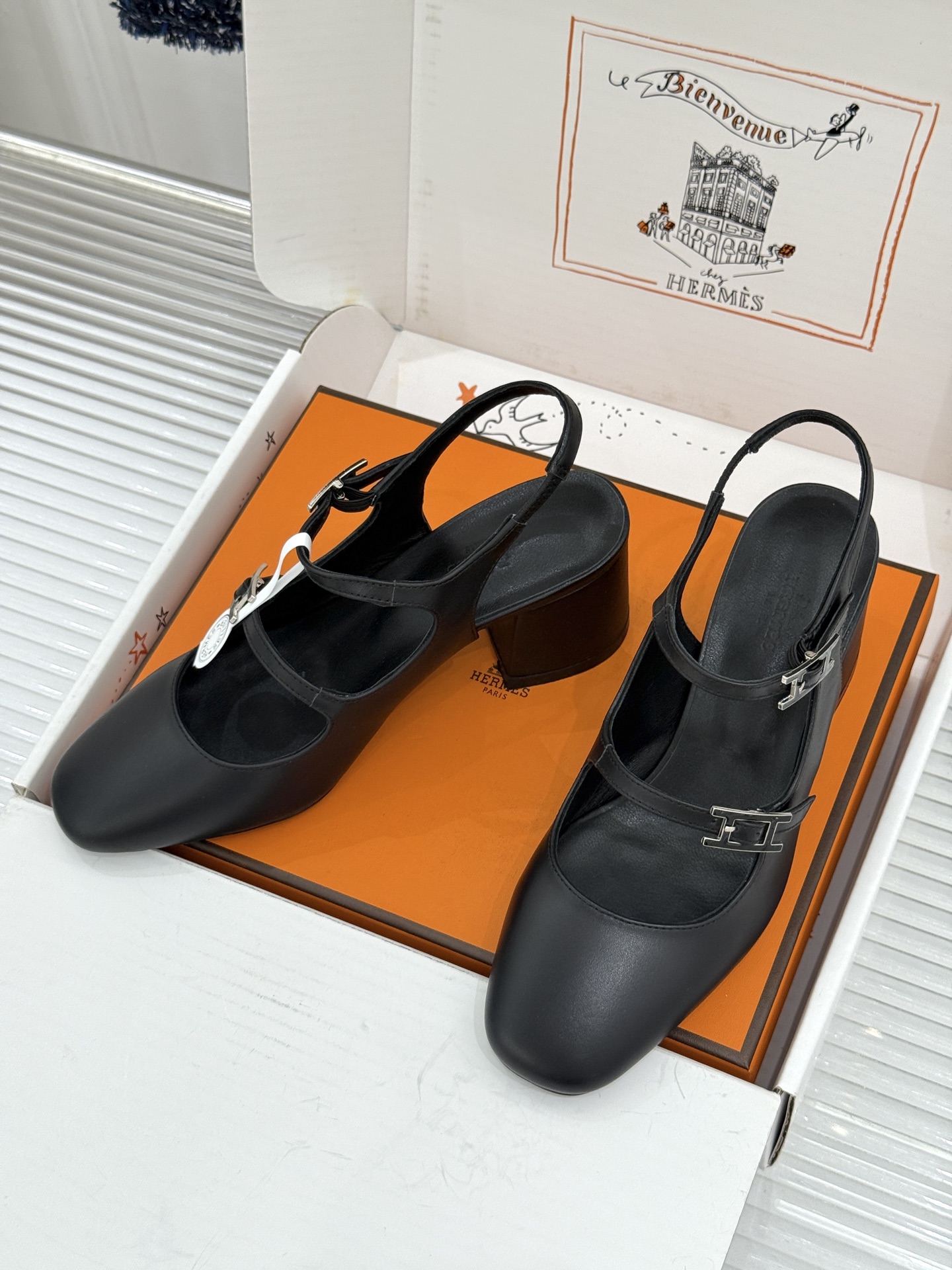 Hermes Sandals