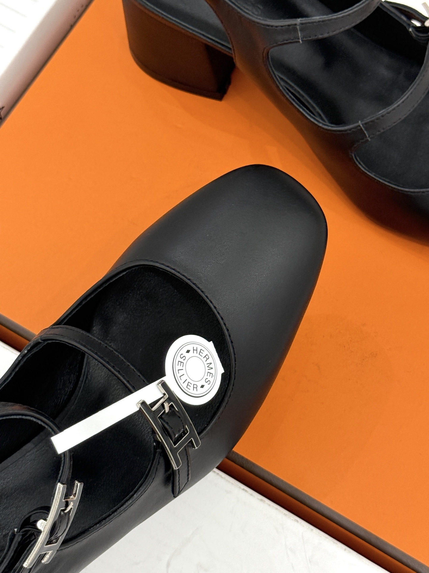Hermes Sandals