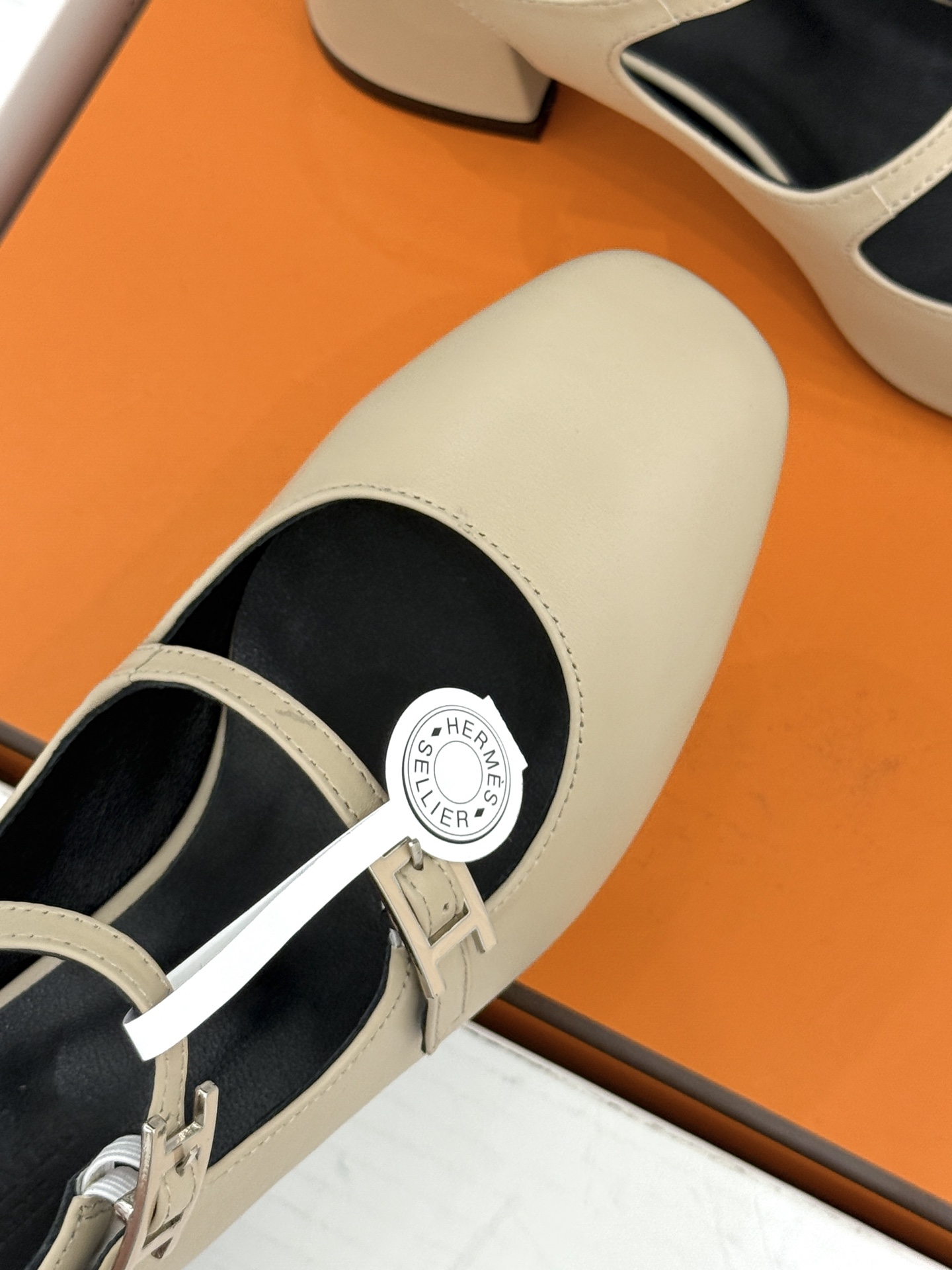Hermes Sandals