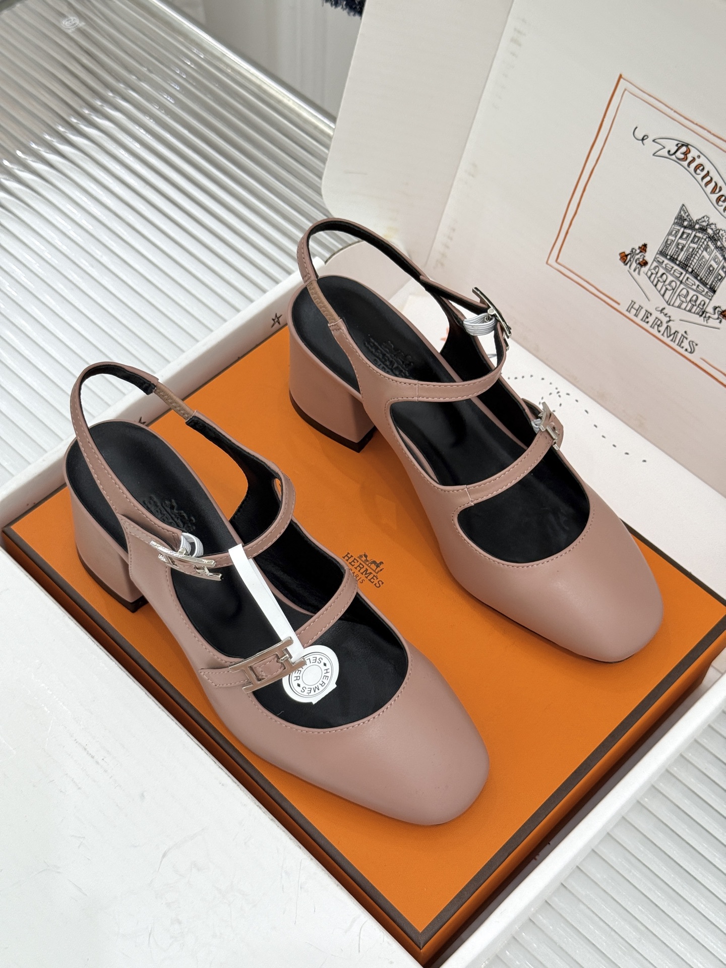 Hermes Sandals