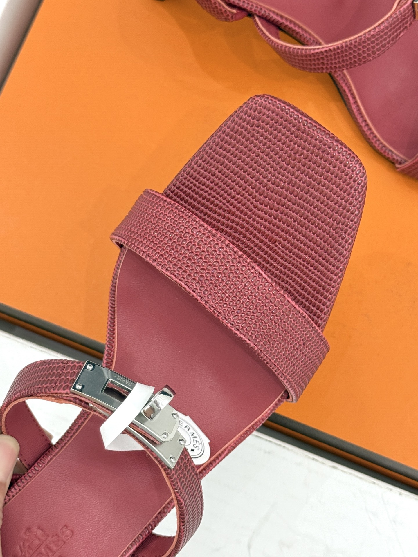 Hermes Sandals